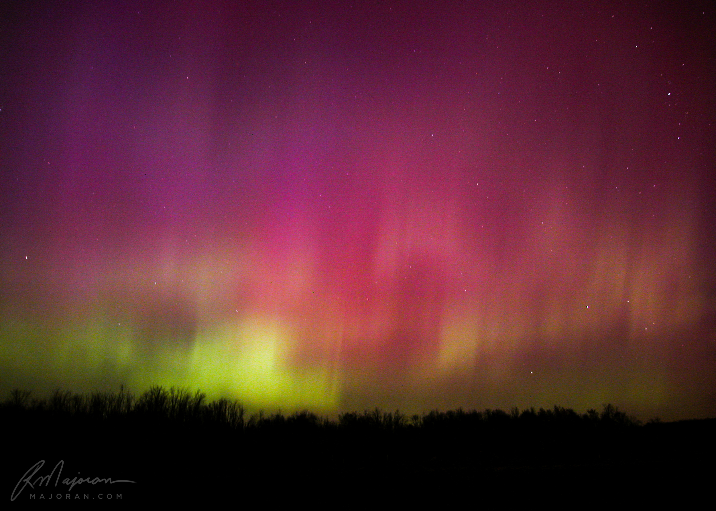 Ray Majoran - Aurora Borealis (Northern Lights) Photo